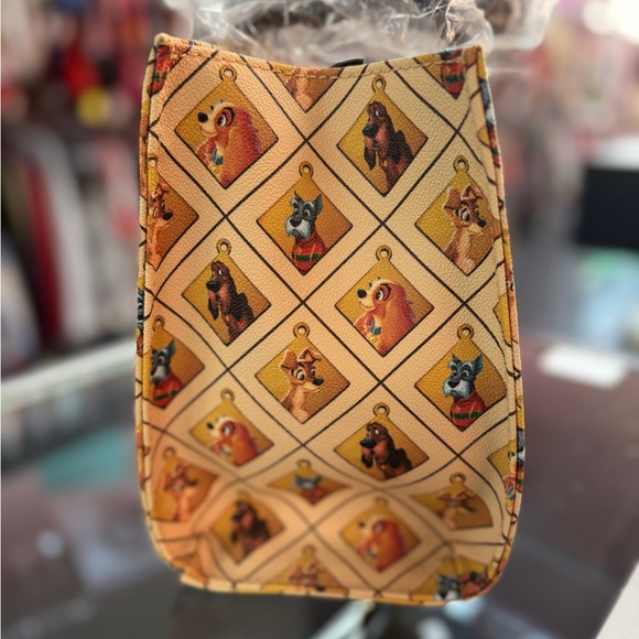 Dooney & Bourke Disney Lady & The Tramp Lady Gia Satchel NWT - Picture 4 of 14